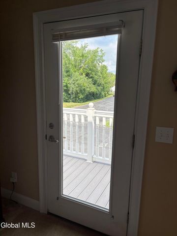 806 Heather Lane, Guilderland, NY 12009