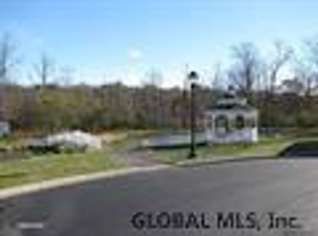 806 Heather Lane, Guilderland, NY 12009