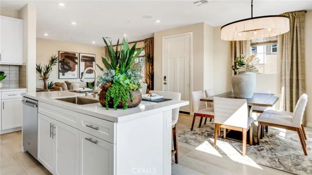 2853 E Amberley Privado, Ontario, CA 91762