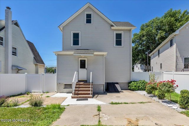94 Riva Avenue, Milltown, NJ 08850
