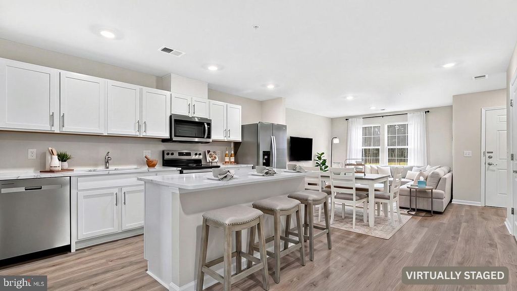 2204 CALUMET DR, DEPTFORD, NJ 08096 — exterior