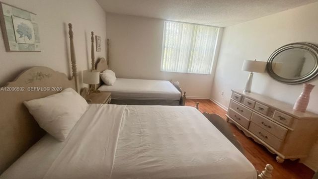 19999 E Country Club Dr 1303, Aventura, FL 33180