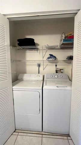 19999 E Country Club Dr 1303, Aventura, FL 33180