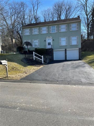 1293 Manor Dr, Upper St Clair, PA 15241