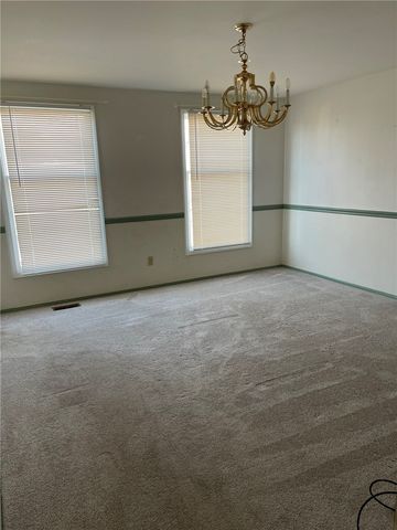 1293 Manor Dr, Upper St Clair, PA 15241
