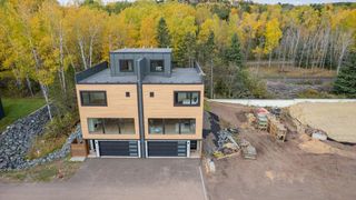 3735 London Road 16, Duluth, MN 55804