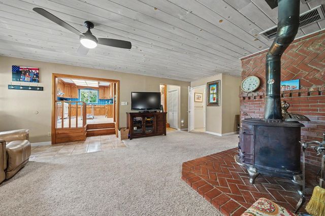 19351 Fiddletown Rd, Fiddletown, CA 95629