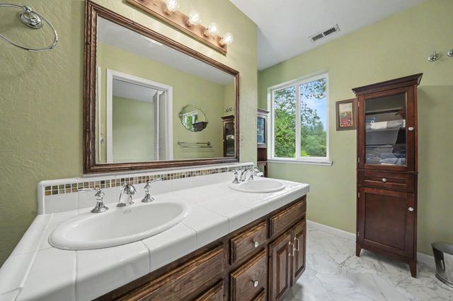 19351 Fiddletown Rd, Fiddletown, CA 95629