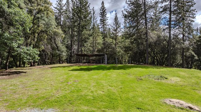 19351 Fiddletown Rd, Fiddletown, CA 95629