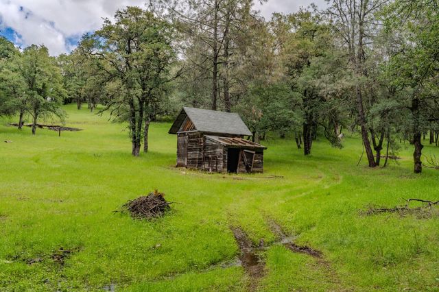 19351 Fiddletown Rd, Fiddletown, CA 95629