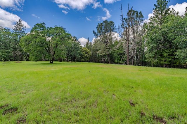 19351 Fiddletown Rd, Fiddletown, CA 95629