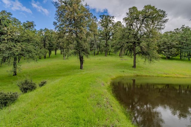 19351 Fiddletown Rd, Fiddletown, CA 95629
