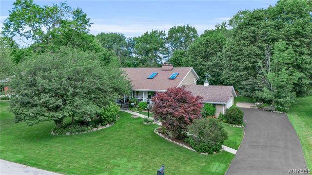 8634 Rebecca Drive, Clarence, NY 14221
