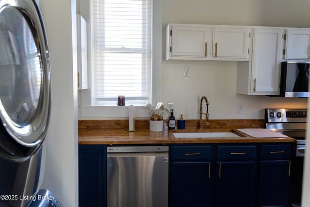 1135 S 1st St APT 7, Louisville, KY 40203