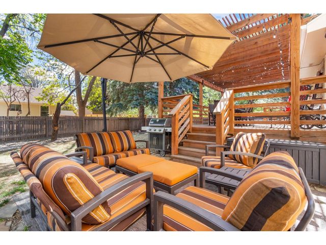 1121 Mansfield Dr, Fort Collins, CO 80525