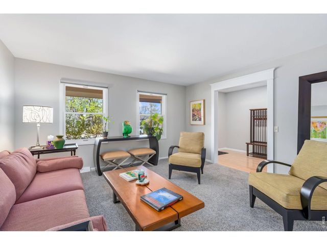 1121 Mansfield Dr, Fort Collins, CO 80525