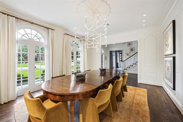 2413 Brentwood Drive, Houston, TX 77019