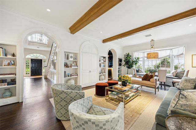 2413 Brentwood Drive, Houston, TX 77019