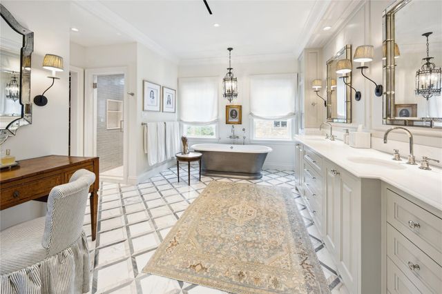 2413 Brentwood Drive, Houston, TX 77019