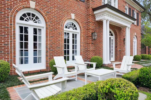 2413 Brentwood Drive, Houston, TX 77019