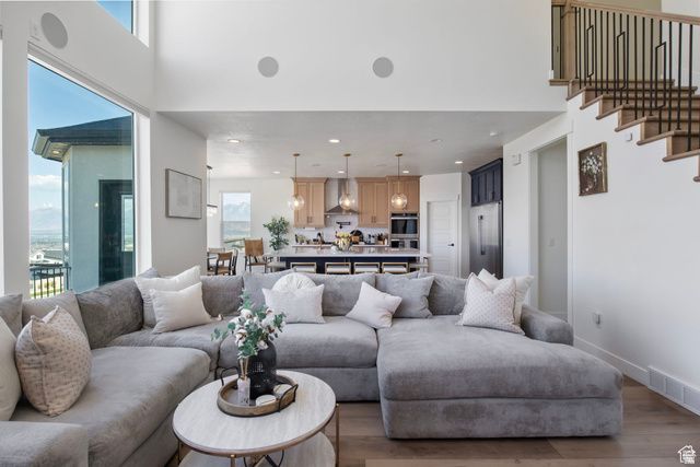 4832 W RIDGE ROCK CIR, Herriman, UT 84096