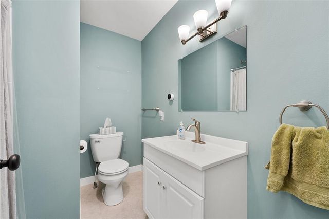 2624 Vine Street, Eau Claire, WI 54703