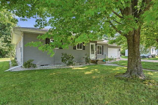2624 Vine Street, Eau Claire, WI 54703