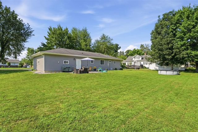 2624 Vine Street, Eau Claire, WI 54703