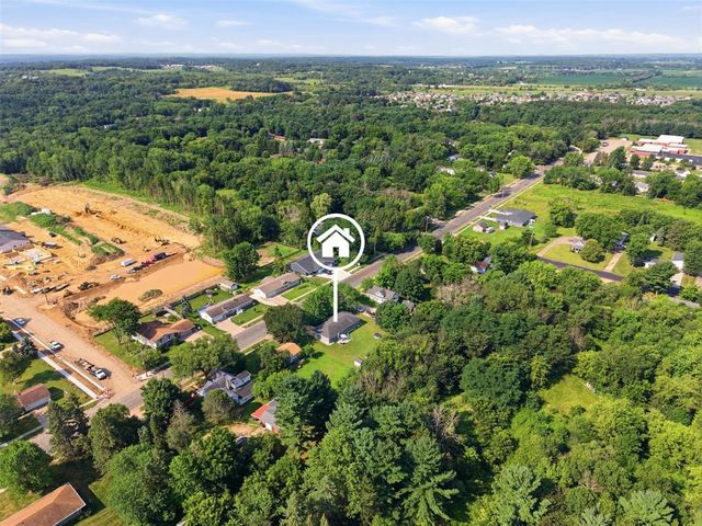 2624 Vine Street, Eau Claire, WI 54703