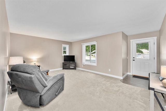 2624 Vine Street, Eau Claire, WI 54703