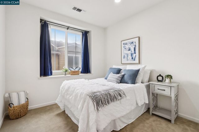 6759 S Mariposa Ln, Dublin, CA 94568