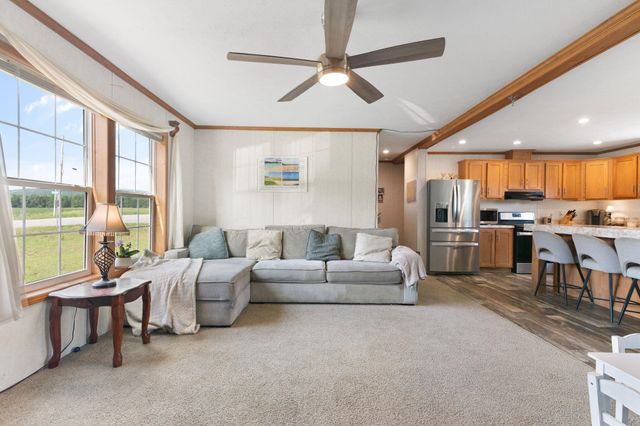 243 Newton Road, Vernon, VT 05354