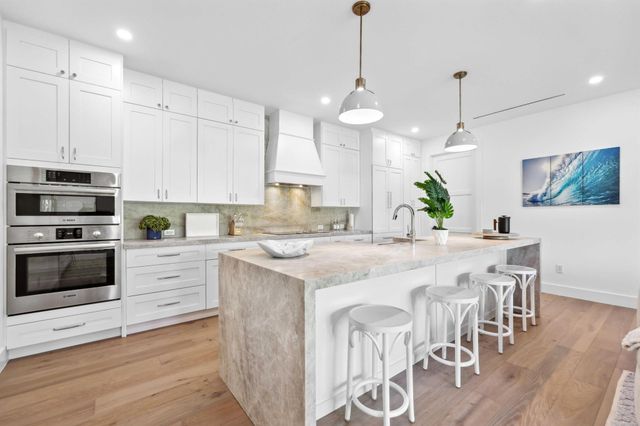 330 Laurie Road, West Palm Beach, FL 33405