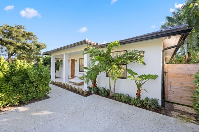 330 Laurie Road, West Palm Beach, FL 33405