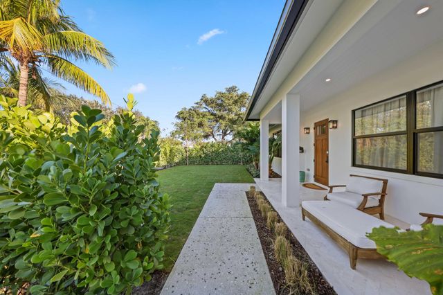 330 Laurie Road, West Palm Beach, FL 33405