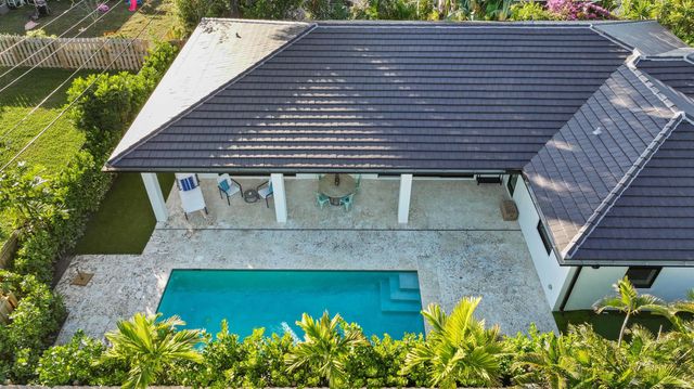 330 Laurie Road, West Palm Beach, FL 33405