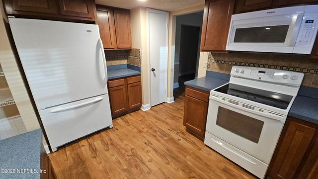 4978 LOFTY PINES Circle W, Jacksonville, FL 32210