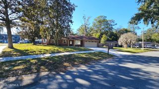4978 LOFTY PINES Circle W, Jacksonville, FL 32210