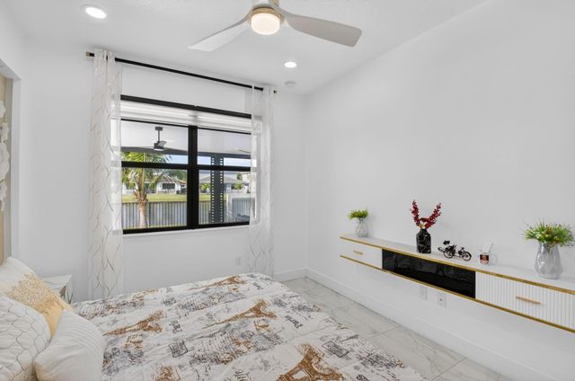 7203 Montereal Path, Lake Worth, FL 33463