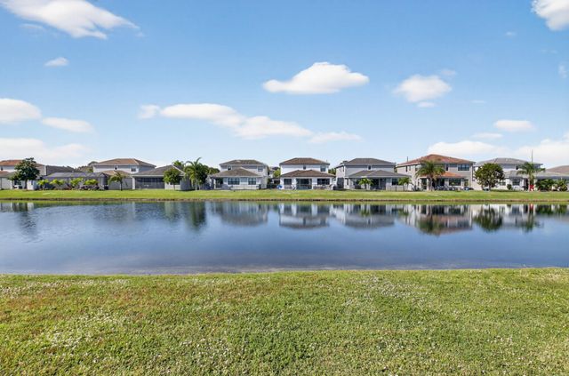 7203 Montereal Path, Lake Worth, FL 33463