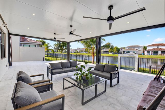 7203 Montereal Path, Lake Worth, FL 33463