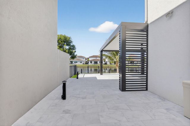 7203 Montereal Path, Lake Worth, FL 33463