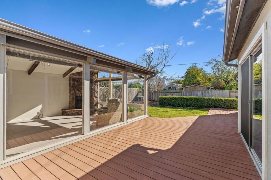 Image 29 of property listing at 15 Del Rey Circle, Salinas, CA 93901