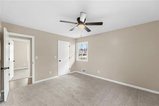 802 W Jones Street, Independence, MO 64050