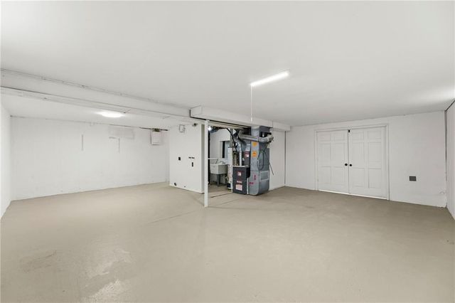 802 W Jones Street, Independence, MO 64050