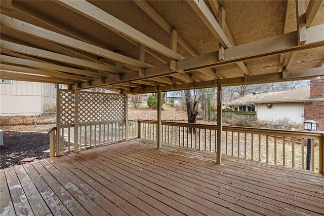 802 W Jones Street, Independence, MO 64050