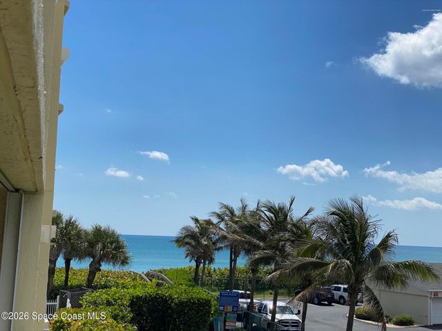 925 N Highway A1A 206, Indialantic, FL 32903