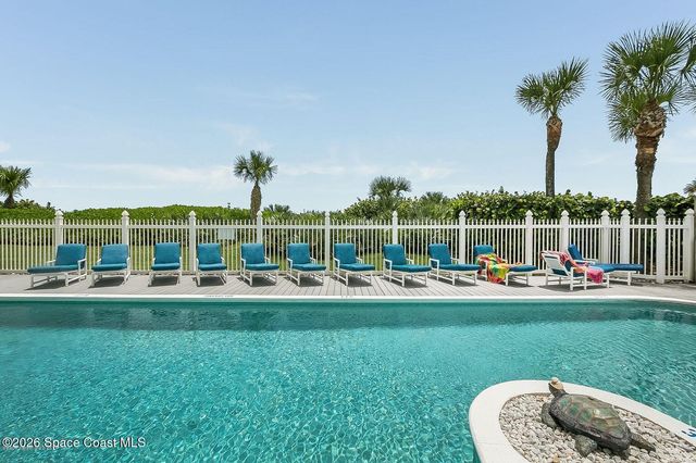 925 N Highway A1A 206, Indialantic, FL 32903