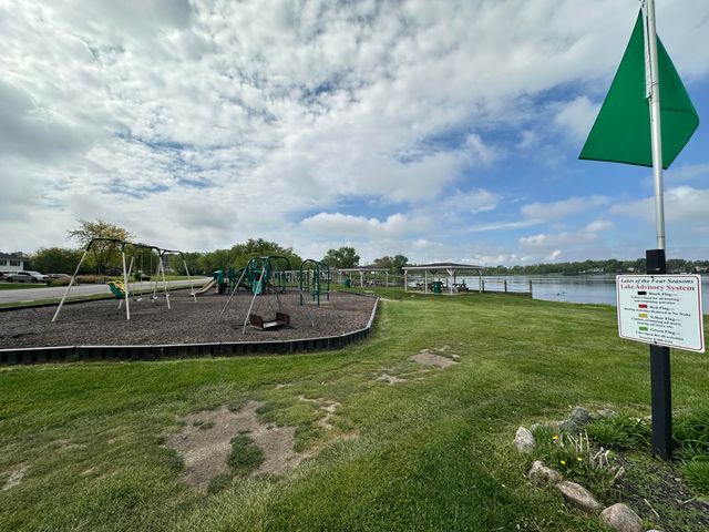 1100 Country Club Drive, Crown Point, IN 46307