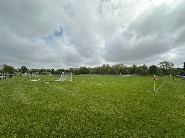 1100 Country Club Drive, Crown Point, IN 46307